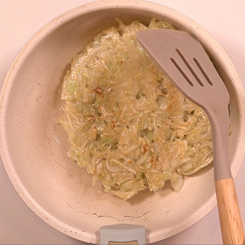 春キャベツのお好み焼きの作り方 Step4